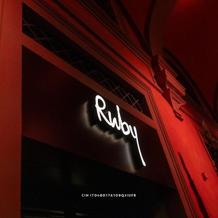 Ruby Bea Hotel Florens Exteriör bild