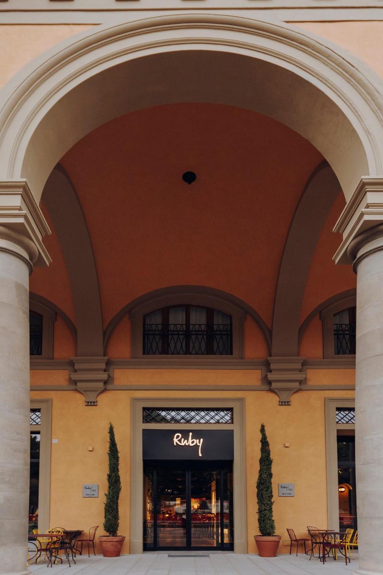 Ruby Bea Hotel Florens Exteriör bild