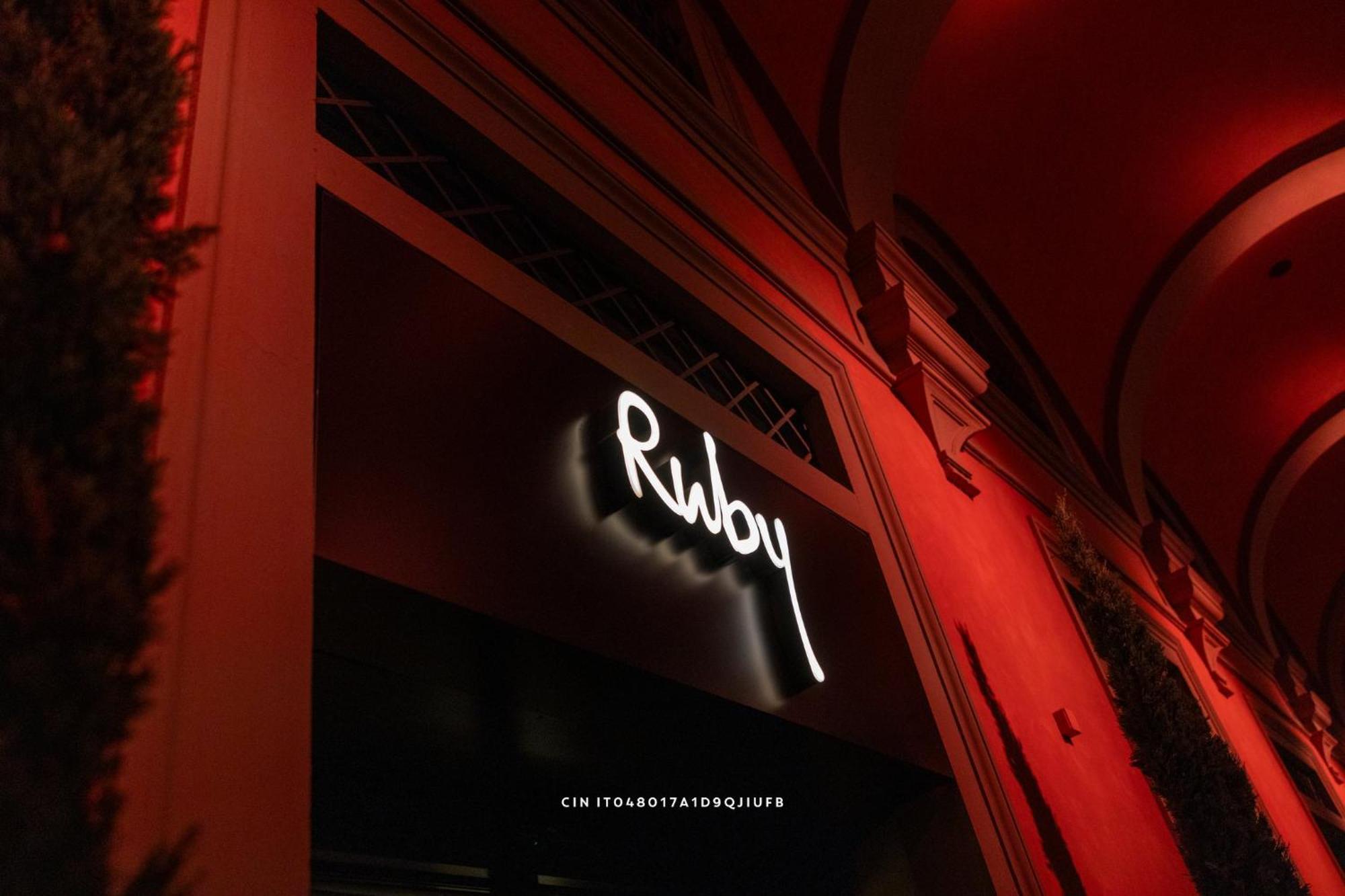 Ruby Bea Hotel Florens Exteriör bild